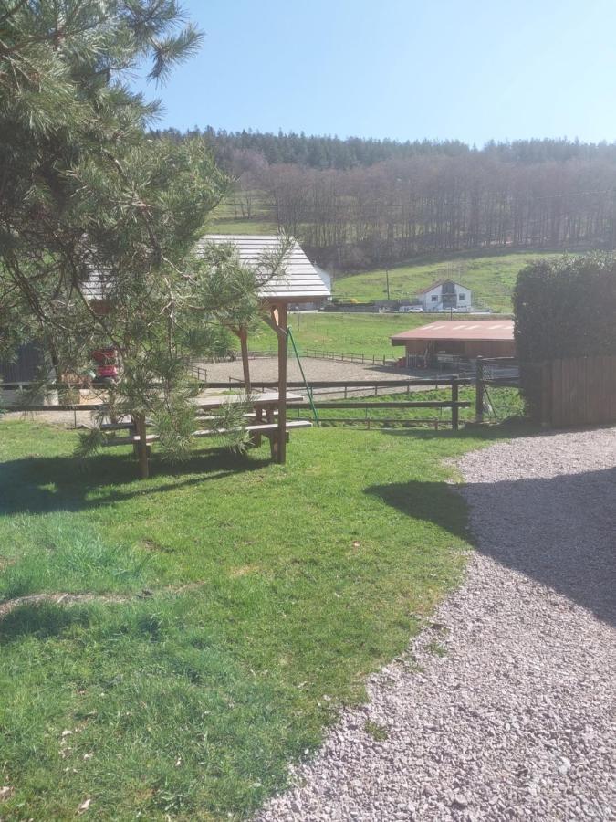 Equi'Val Villa Le Tholy Bagian luar foto